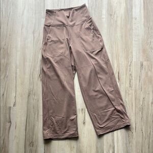 High-Waisted Lululemon leggings crop